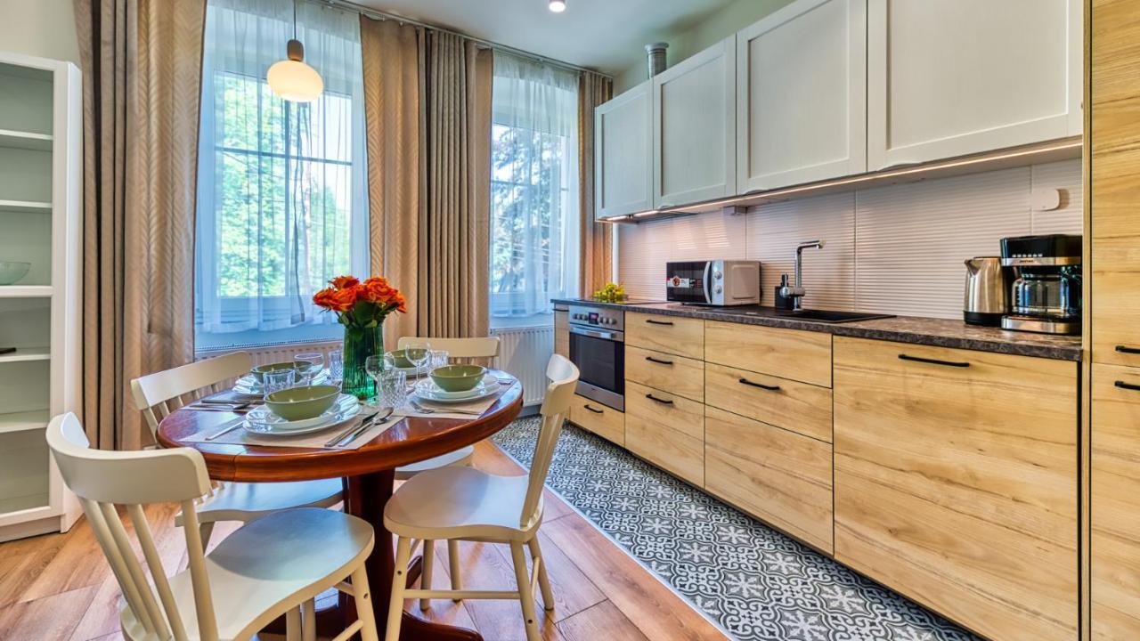 Apartament Gorska 5 By Royal Aparts ชเวียราโดว์-สโดรยจ์ ภายนอก รูปภาพ